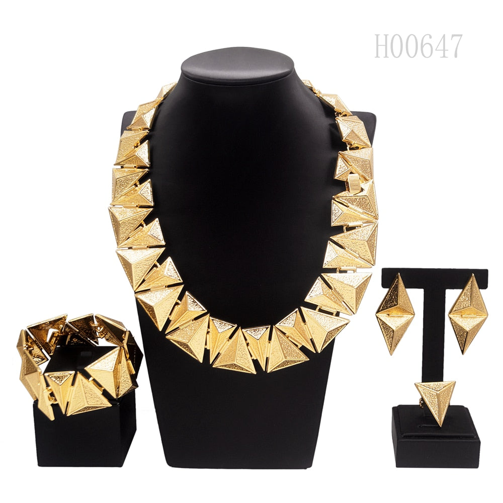 Ensemble de bijoux italien plaqué or grand collier
