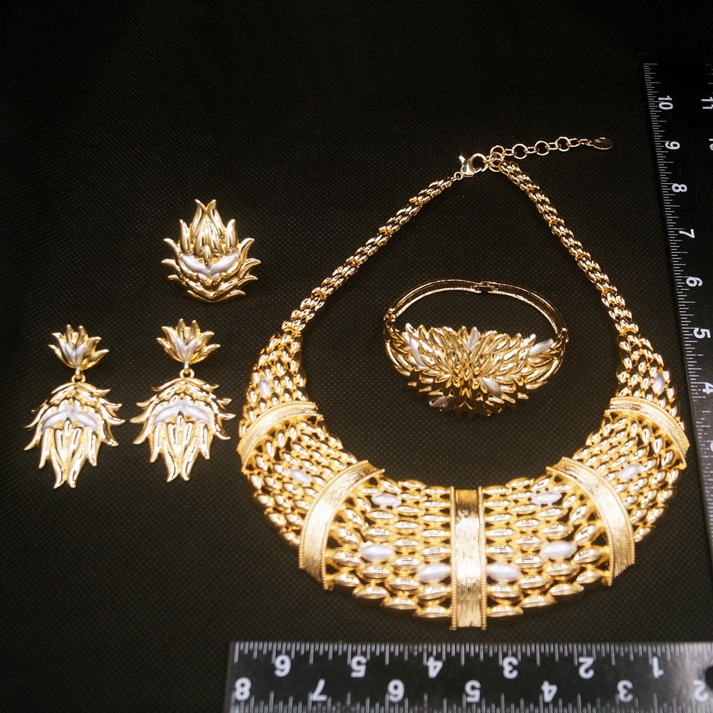 Ensemble de bijoux italien plaqué or grand collier