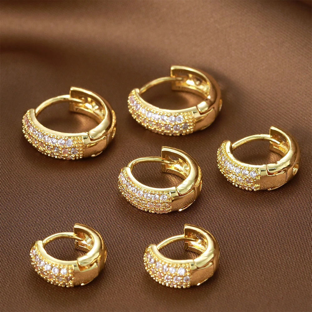 Petites boucles d"oreilles Dainty Huggie Hoop, plaqué or