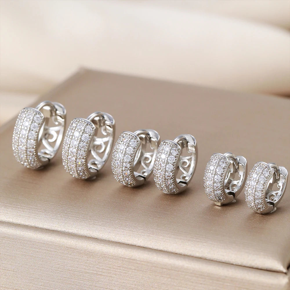 Petites boucles d"oreilles Dainty Huggie Hoop, plaqué or