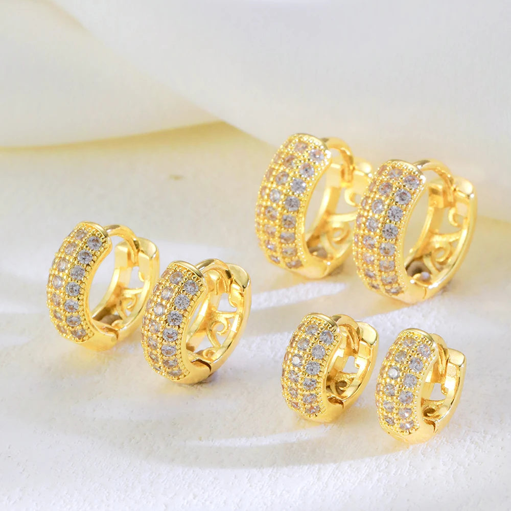 Petites boucles d"oreilles Dainty Huggie Hoop, plaqué or
